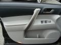 Ash 2010 Toyota Highlander SE 4WD Door Panel