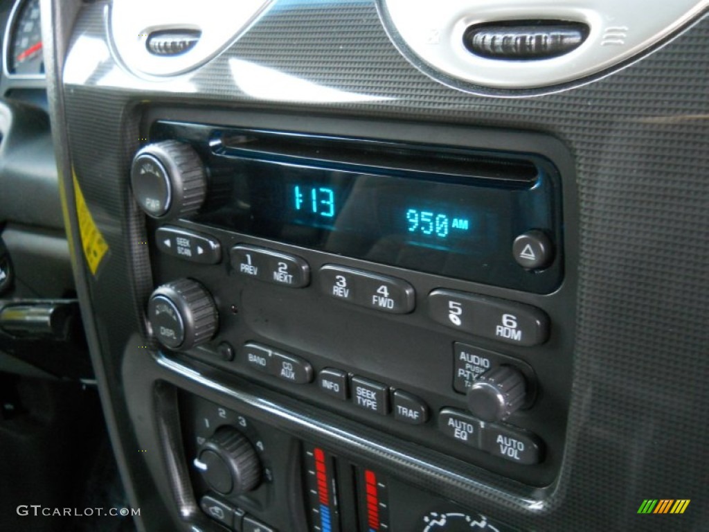 2004 GMC Envoy XL SLT 4x4 Audio System Photos
