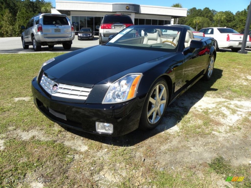 Black Raven 2004 Cadillac XLR Roadster Exterior Photo #56542356