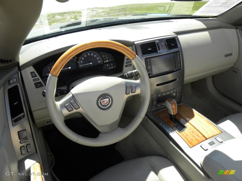 2004 Cadillac XLR Roadster Shale Dashboard Photo #56542375