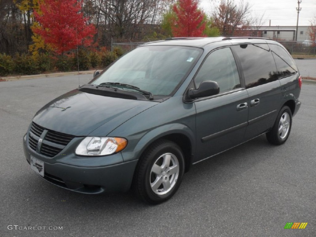 2007 Caravan SXT - Magnesium Green Pearl / Medium Slate Gray photo #1