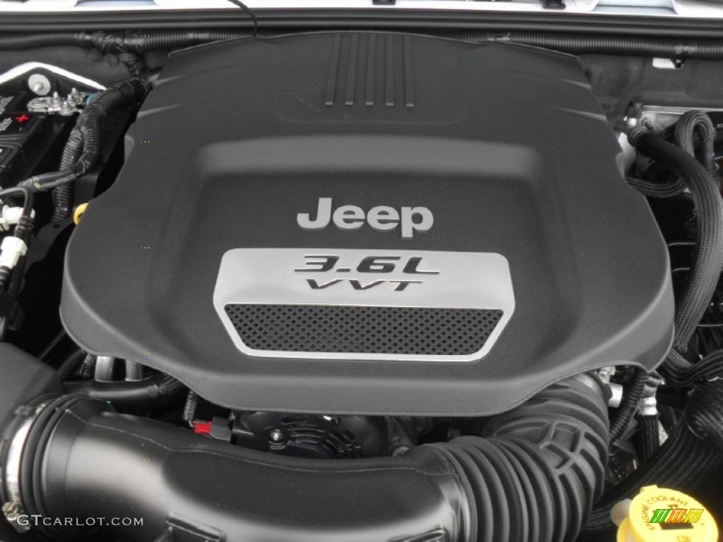 2012 Jeep Wrangler Unlimited Sahara 4x4 3.6 Liter DOHC 24-Valve VVT Pentastar V6 Engine Photo #56546461