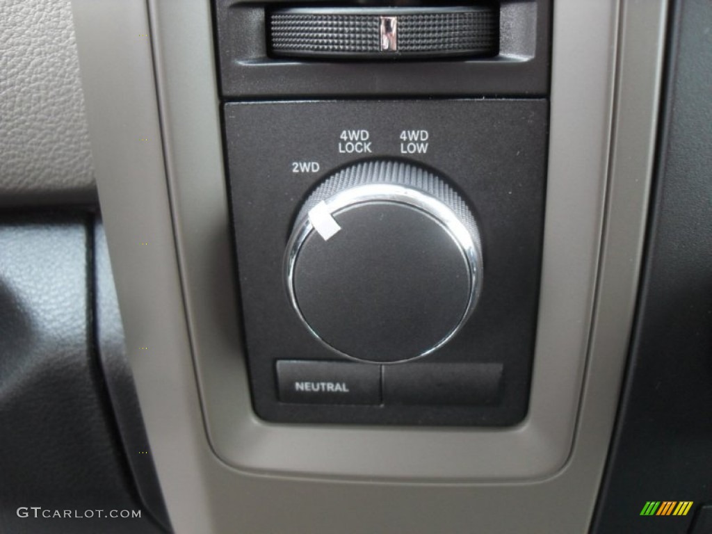 2012 Dodge Ram 1500 Express Quad Cab 4x4 Controls Photo #56546560