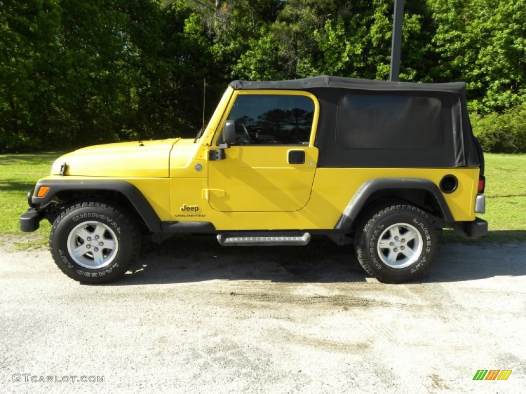 2004 Wrangler Unlimited 4x4 - Solar Yellow / Dark Slate Gray photo #2
