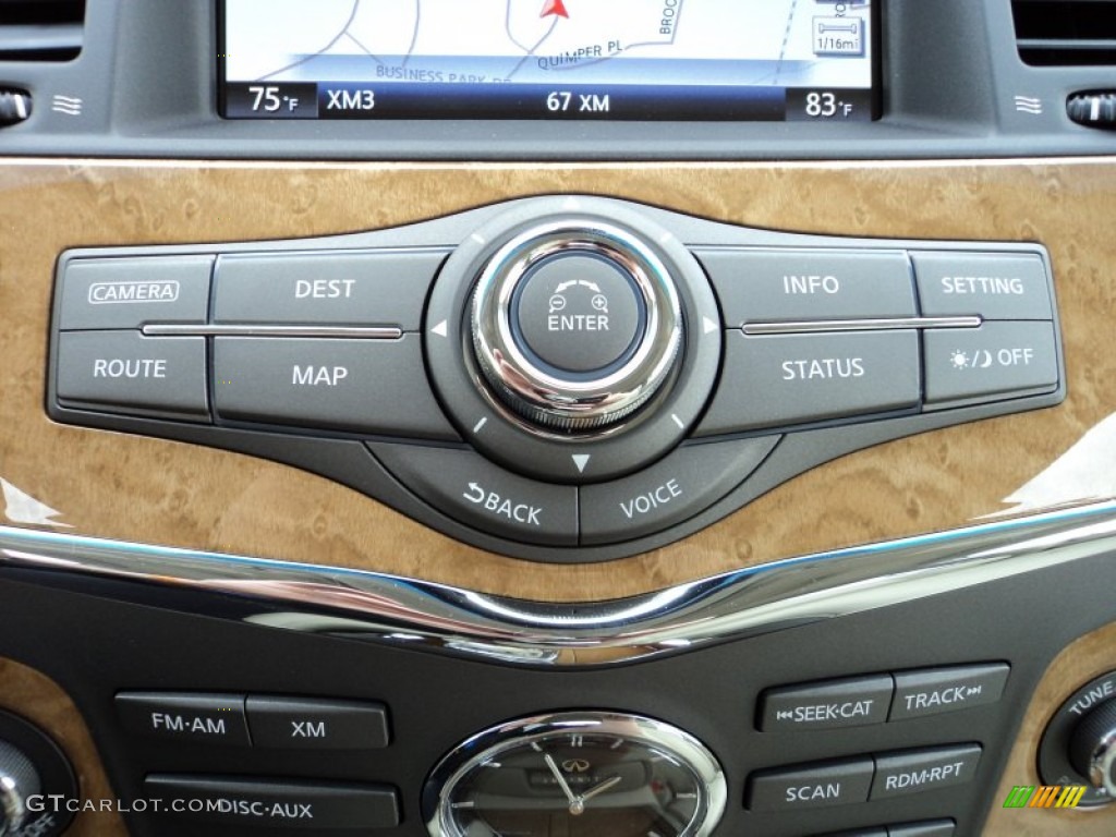 2012 Infiniti QX 56 Controls Photo #56551192
