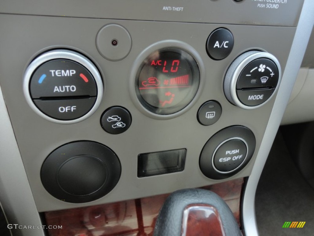 2008 Suzuki Grand Vitara Luxury Controls Photo #56551768