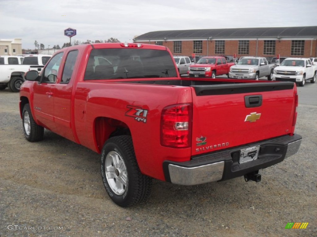 2011 Silverado 1500 LT Extended Cab 4x4 - Victory Red / Ebony photo #2