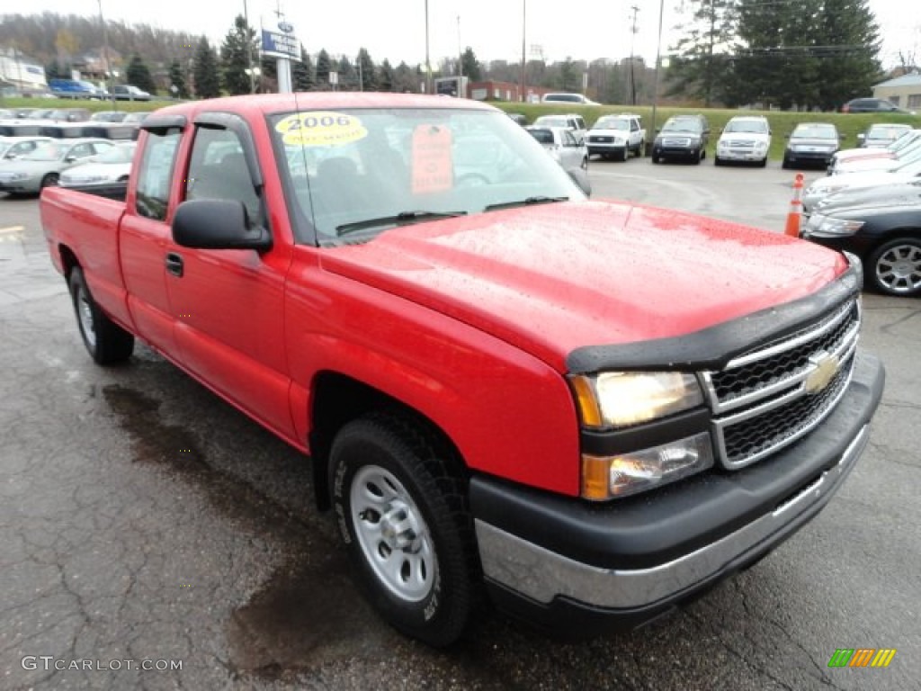 2006 Silverado 1500 Work Truck Extended Cab 4x4 - Victory Red / Dark Charcoal photo #6