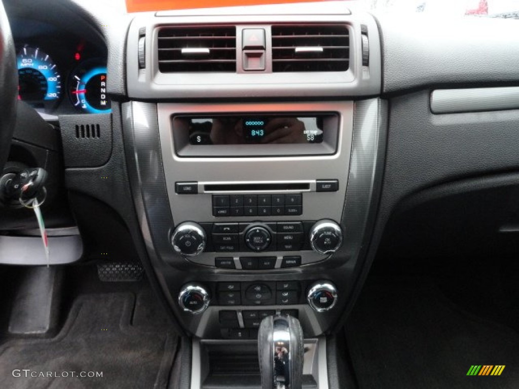 2010 Fusion SEL V6 AWD - Tuxedo Black Metallic / Charcoal Black photo #18