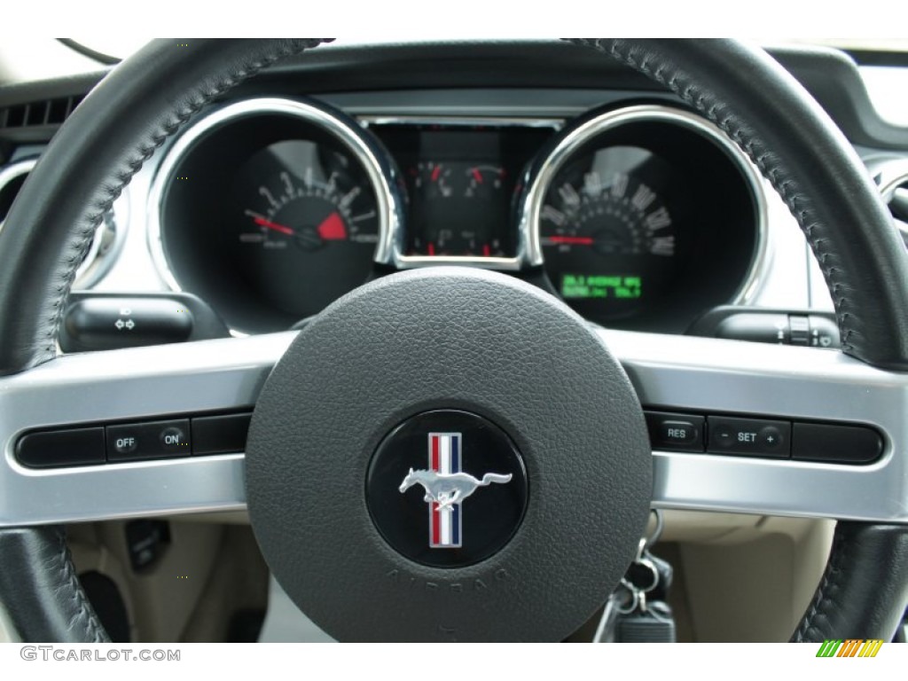 2006 Mustang GT Premium Coupe - Performance White / Light Parchment photo #22