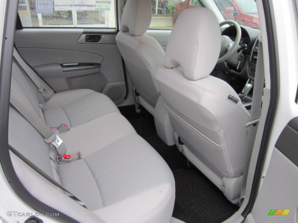 Platinum Interior 2012 Subaru Forester 2.5 X Photo #56557723
