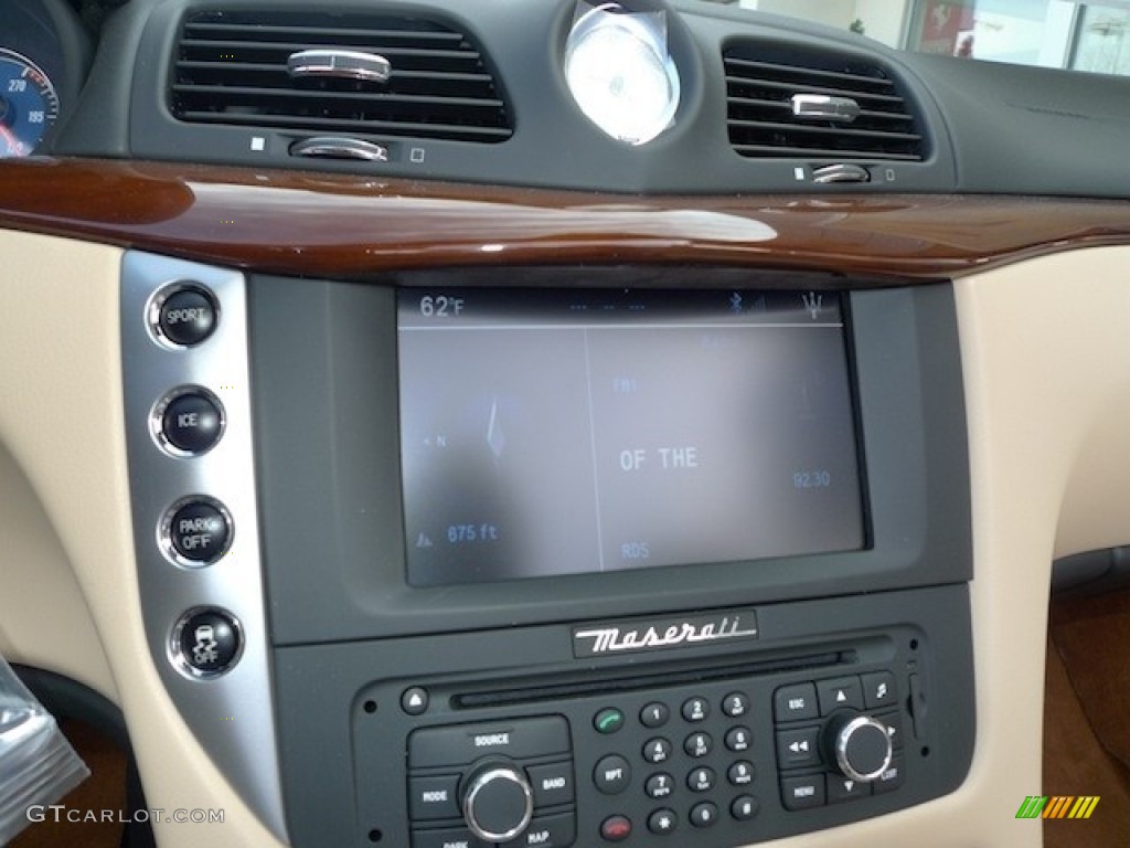 2012 Maserati GranTurismo Convertible GranCabrio Controls Photo #56558626