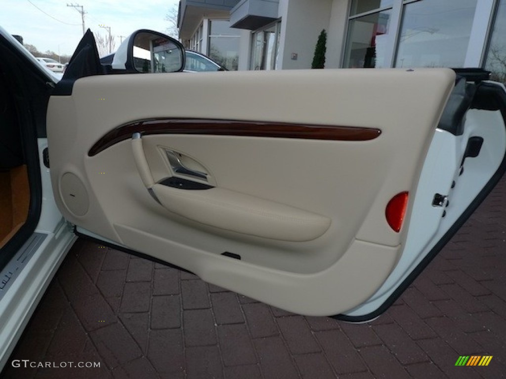 2012 Maserati GranTurismo Convertible GranCabrio Sabbia Door Panel Photo #56558647