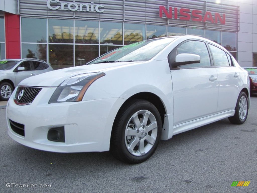 2012 Sentra 2.0 SR - Aspen White / Charcoal photo #1