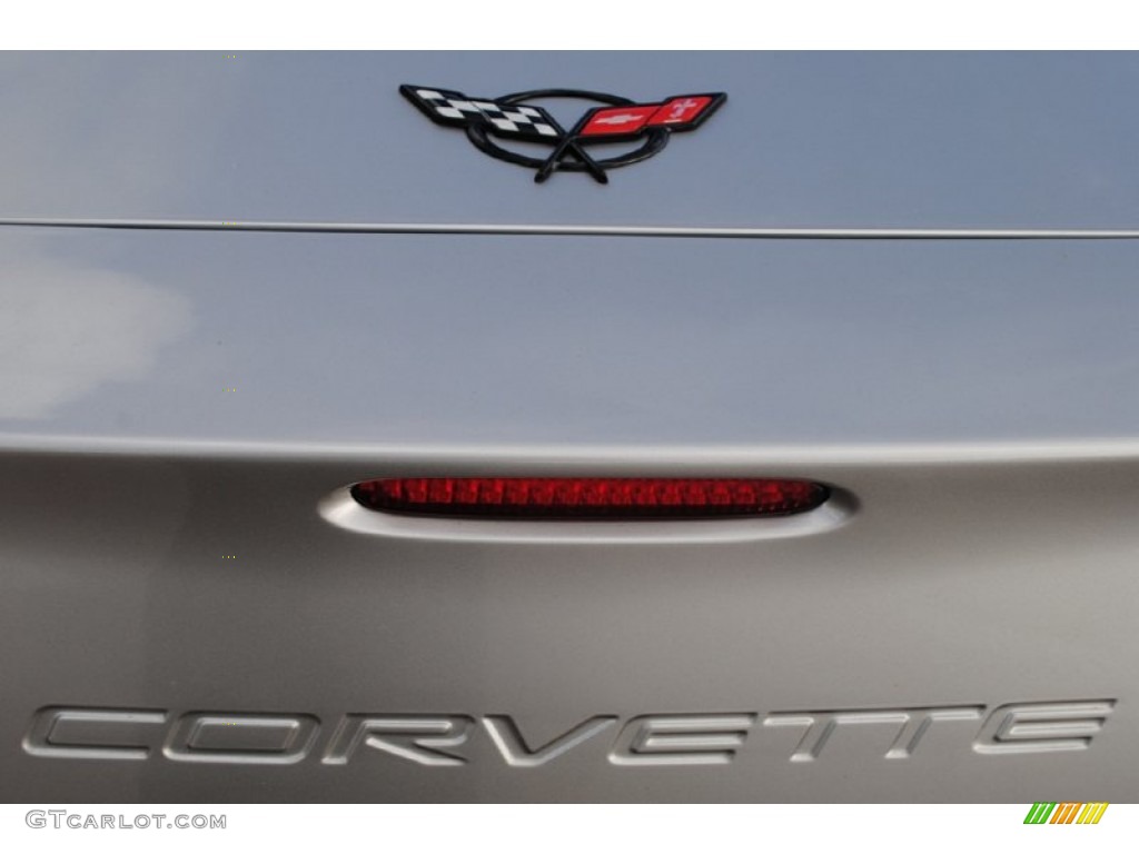 2004 Corvette Coupe - Machine Silver Metallic / Black photo #24