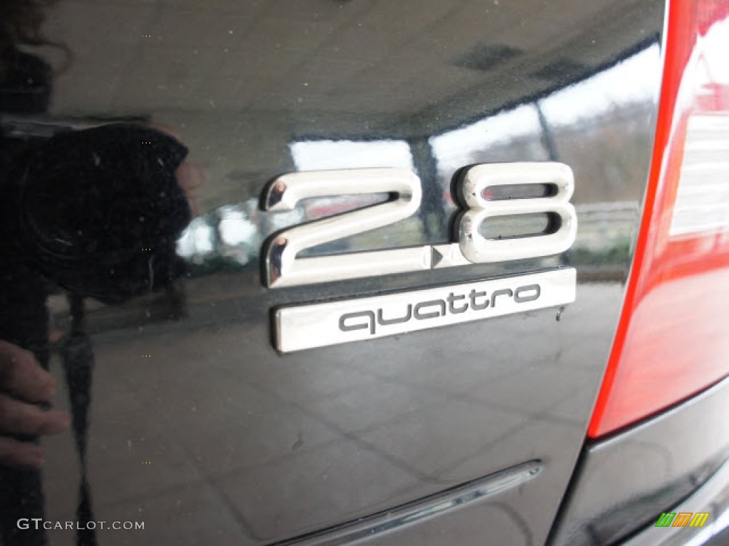 1999 Audi A4 2.8 quattro Sedan Marks and Logos Photos