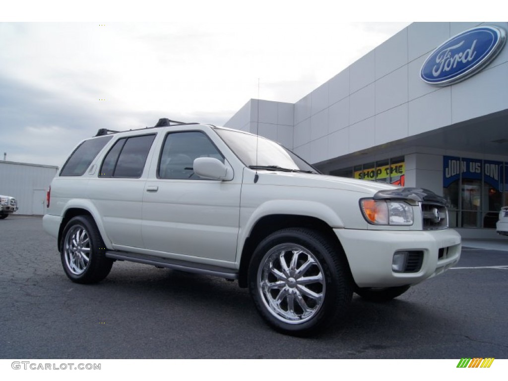 2004 Pathfinder LE Platinum 4x4 - Glacier Pearl / Beige photo #1