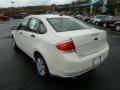 White Suede - Focus S Sedan Photo No. 4