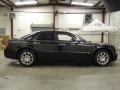 Brilliant Black - 300 C HEMI Photo No. 6