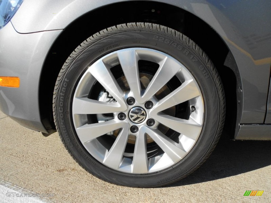 2012 Volkswagen Golf 2 Door TDI Wheel Photo #56572179
