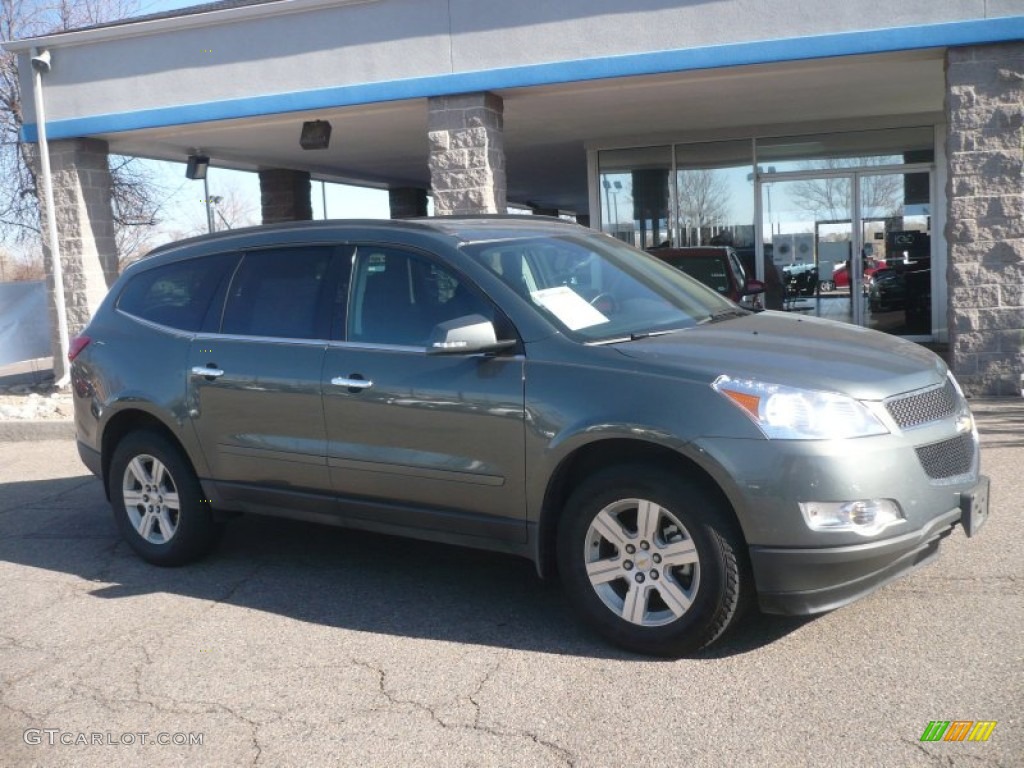 Cyber Gray Metallic Chevrolet Traverse