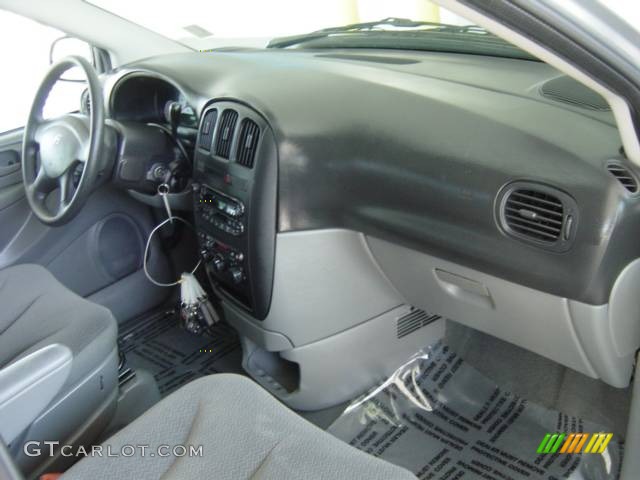 2005 Grand Caravan SE - Bright Silver Metallic / Medium Slate Gray photo #16