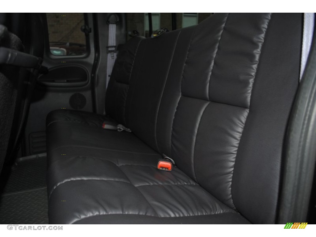 2001 Ram 2500 SLT Quad Cab 4x4 - Black / Agate photo #16