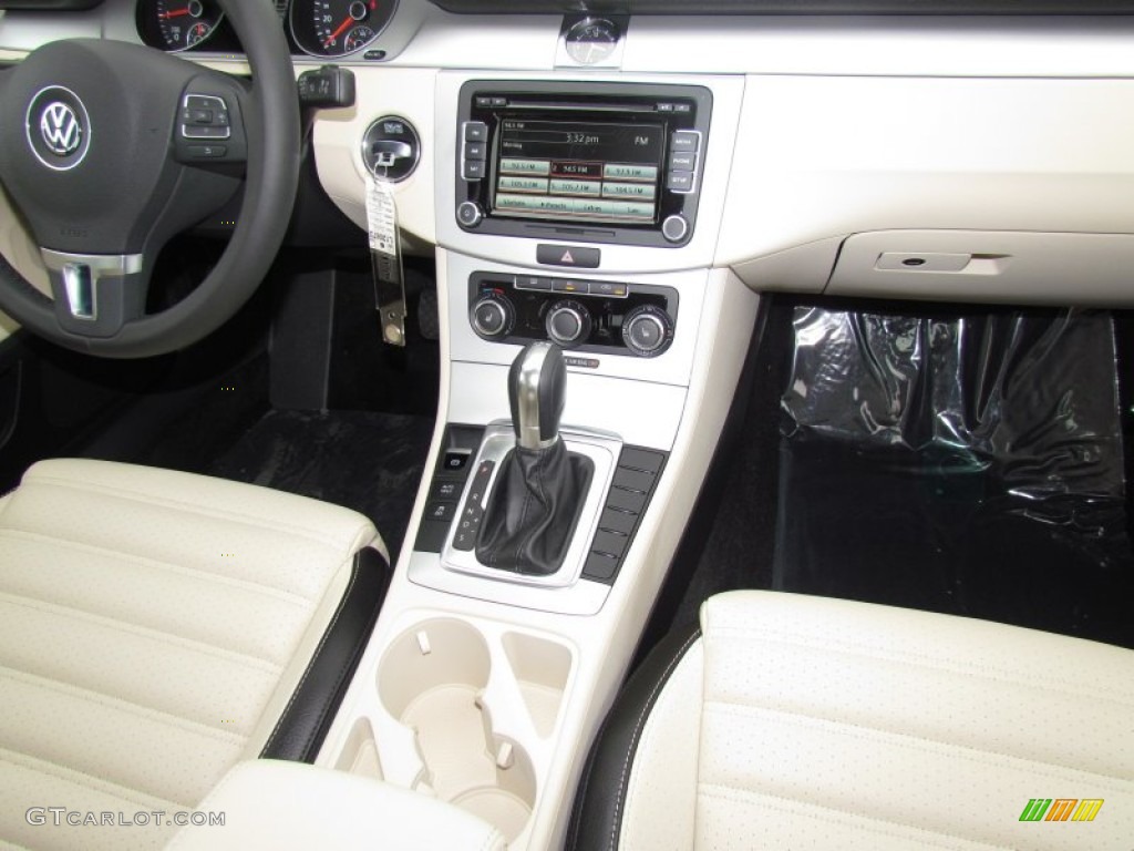 2012 CC Sport - Deep Black Metallic / Black/Cornsilk Beige photo #6