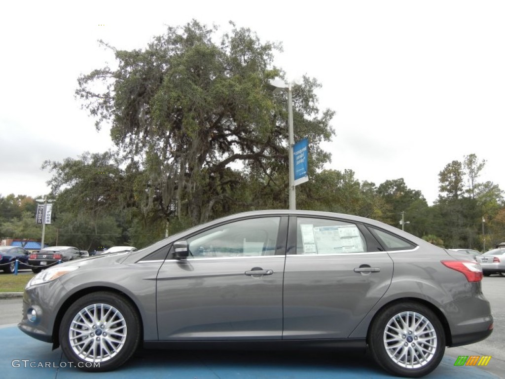 2012 Focus SEL Sedan - Sterling Grey Metallic / Stone photo #2