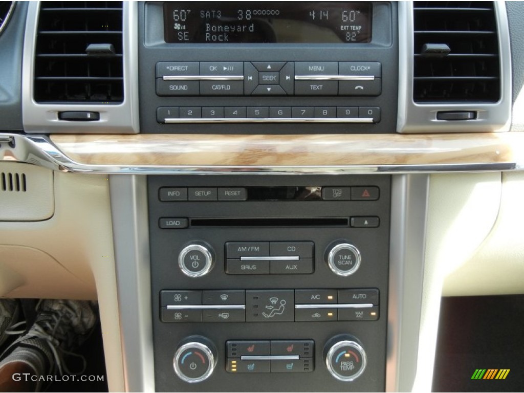 2012 Lincoln MKZ FWD Controls Photo #56578629