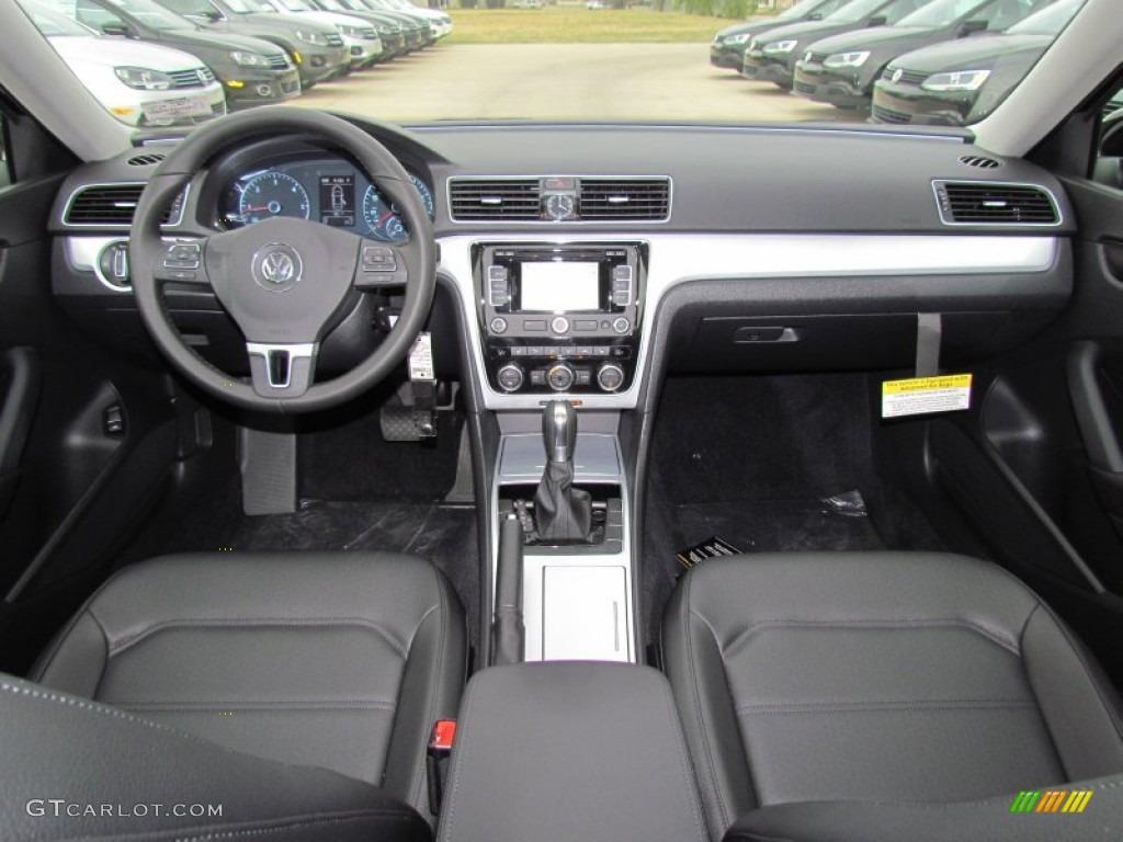 2012 Volkswagen Passat TDI SE Titan Black Dashboard Photo #56579094