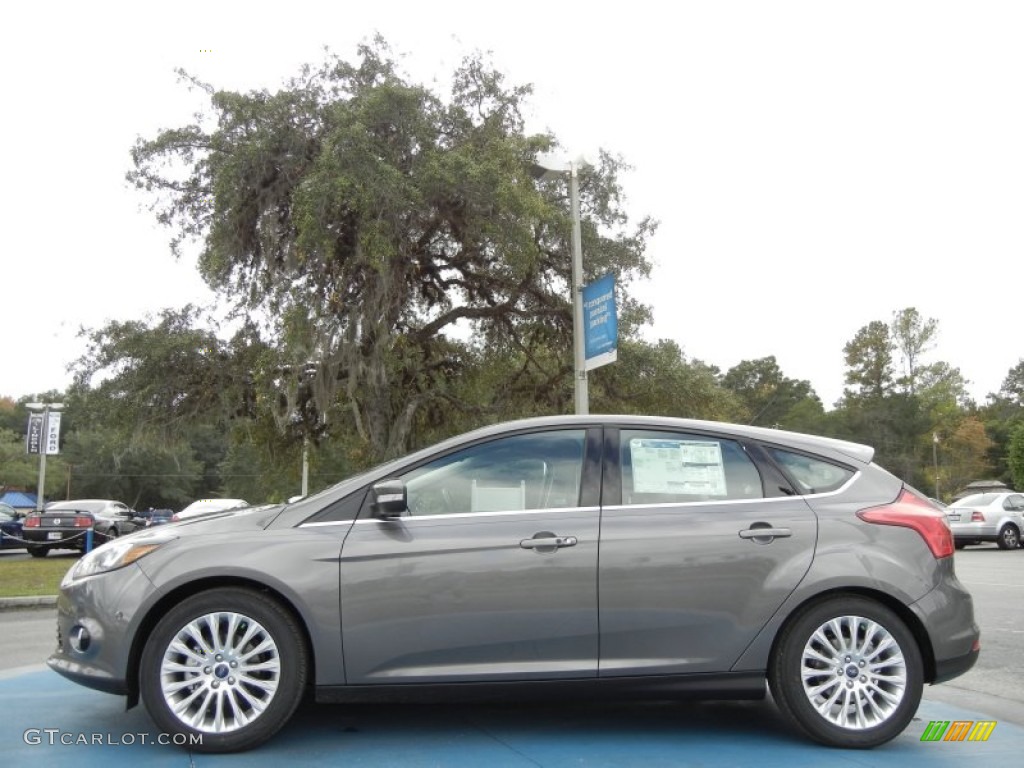 2012 Focus Titanium 5-Door - Sterling Grey Metallic / Charcoal Black Leather photo #2