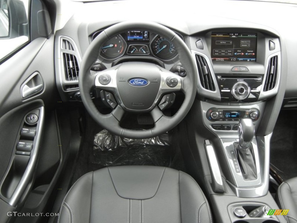 2012 Ford Focus Titanium 5-Door Charcoal Black Leather Dashboard Photo #56580061