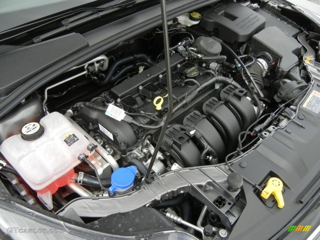 2012 Ford Focus Titanium 5-Door 2.0 Liter GDI DOHC 16-Valve Ti-VCT 4 Cylinder Engine Photo #56580111