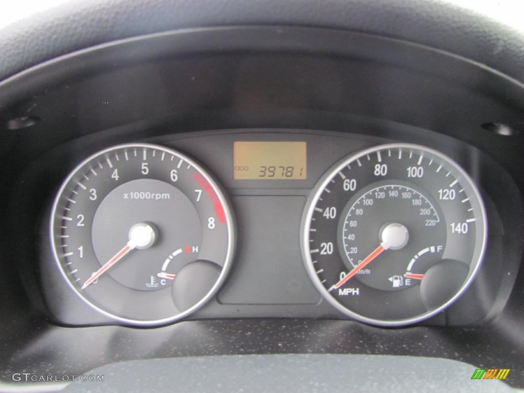 2007 Hyundai Accent SE Coupe Gauges Photo #56580442