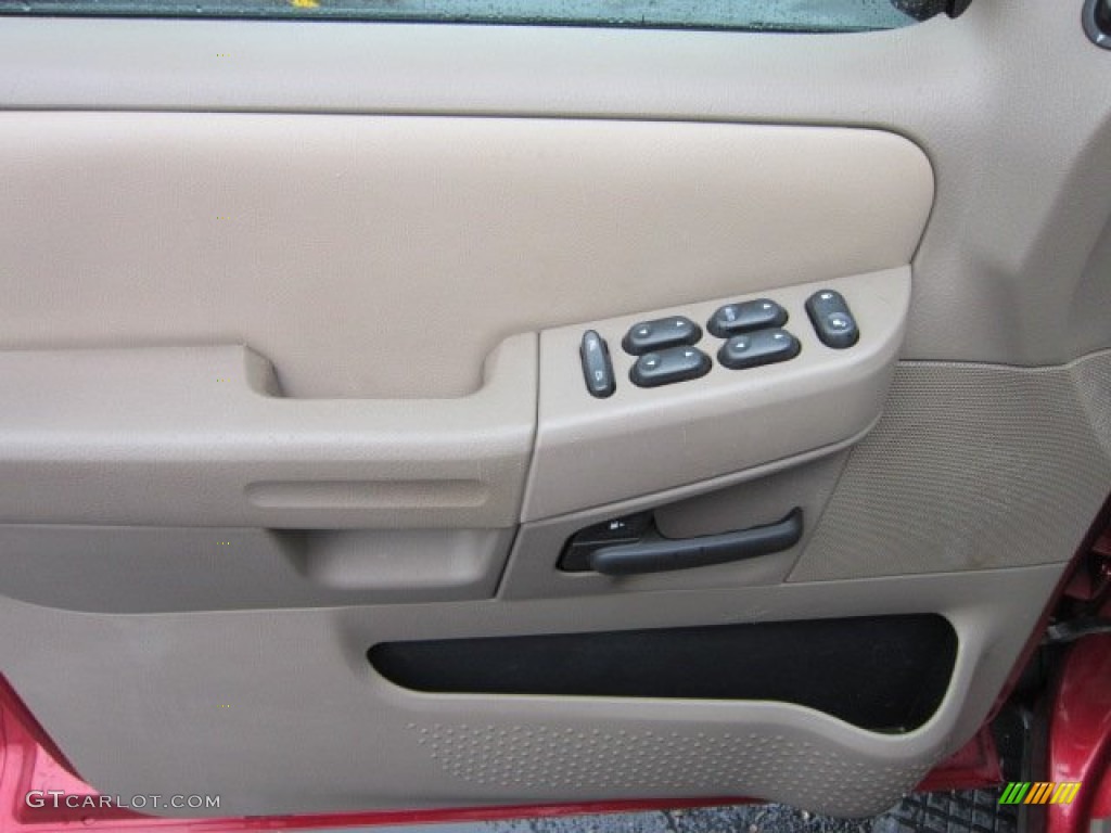 2005 Ford Explorer XLT 4x4 Medium Parchment Door Panel Photo #56581353