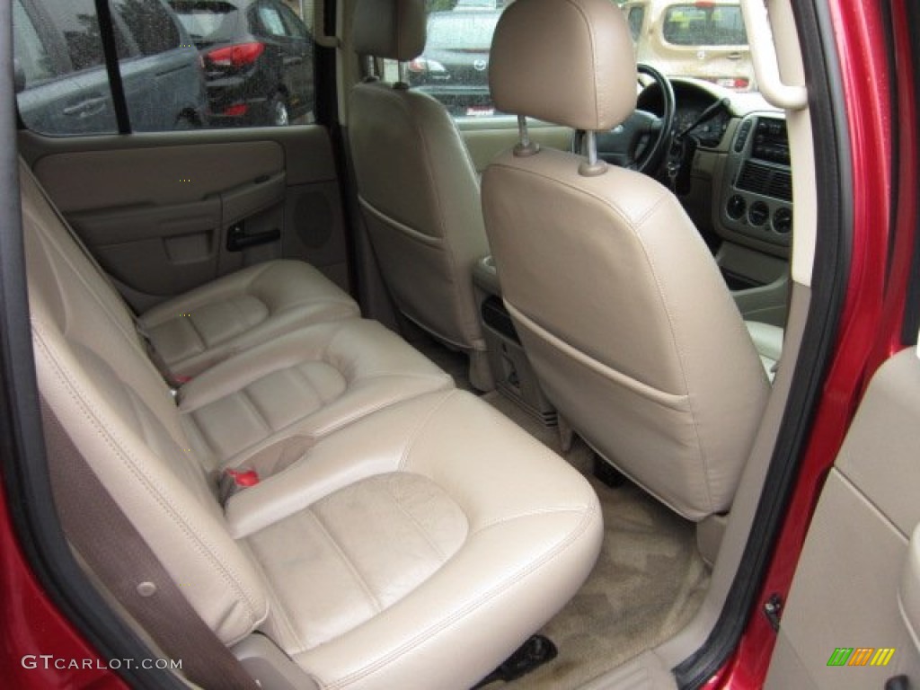 Medium Parchment Interior 2005 Ford Explorer XLT 4x4 Photo #56581395