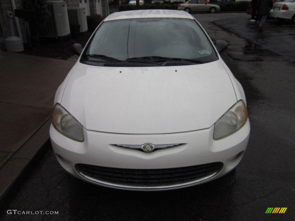 2002 Sebring LX Sedan - Stone White / Dark Slate Gray photo #7