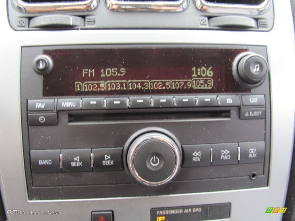 2007 GMC Acadia SLT AWD Audio System Photos