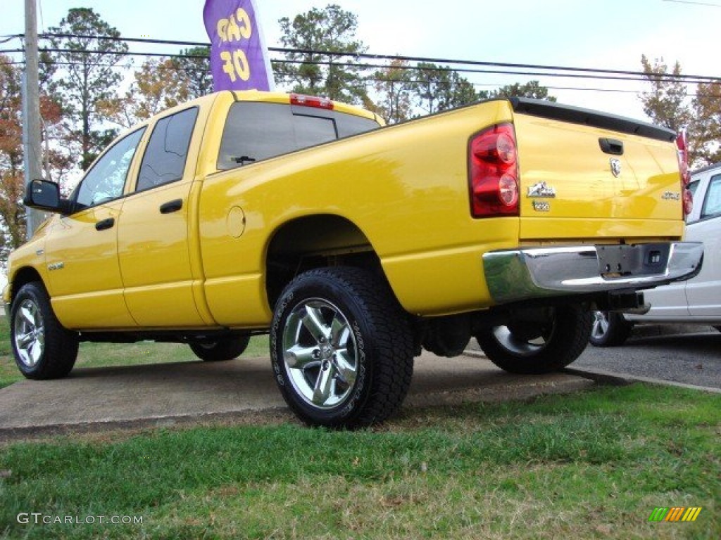 2008 Ram 1500 Big Horn Edition Quad Cab 4x4 - Detonator Yellow / Medium Slate Gray photo #4