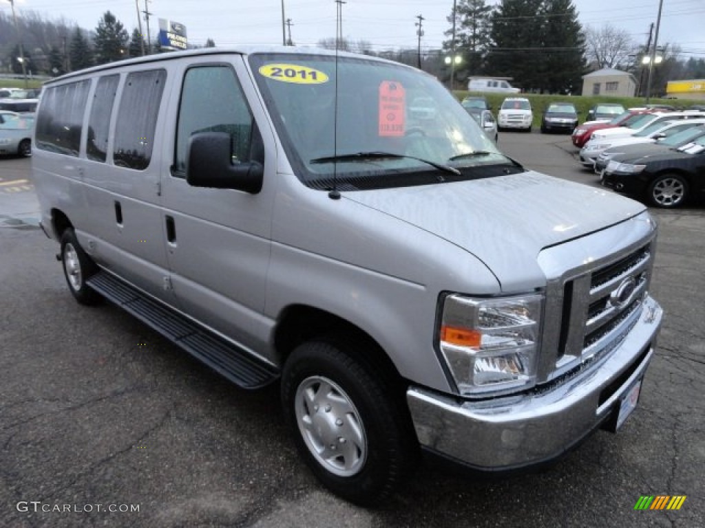 Ingot Silver Metallic 2011 Ford E Series Van E350 XLT Passenger Exterior Photo #56586636