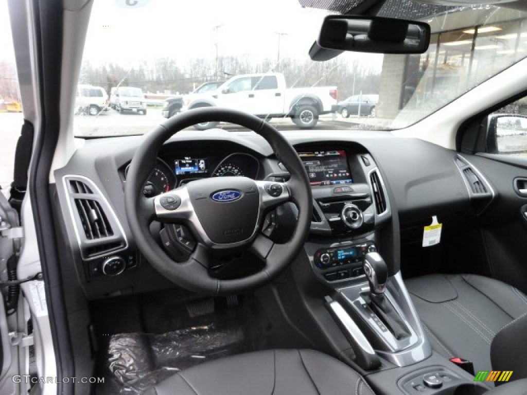 2012 Ford Focus Titanium Sedan Charcoal Black Leather Dashboard Photo #56590008