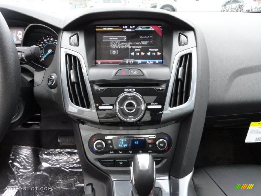 2012 Ford Focus Titanium Sedan Controls Photo #56590058