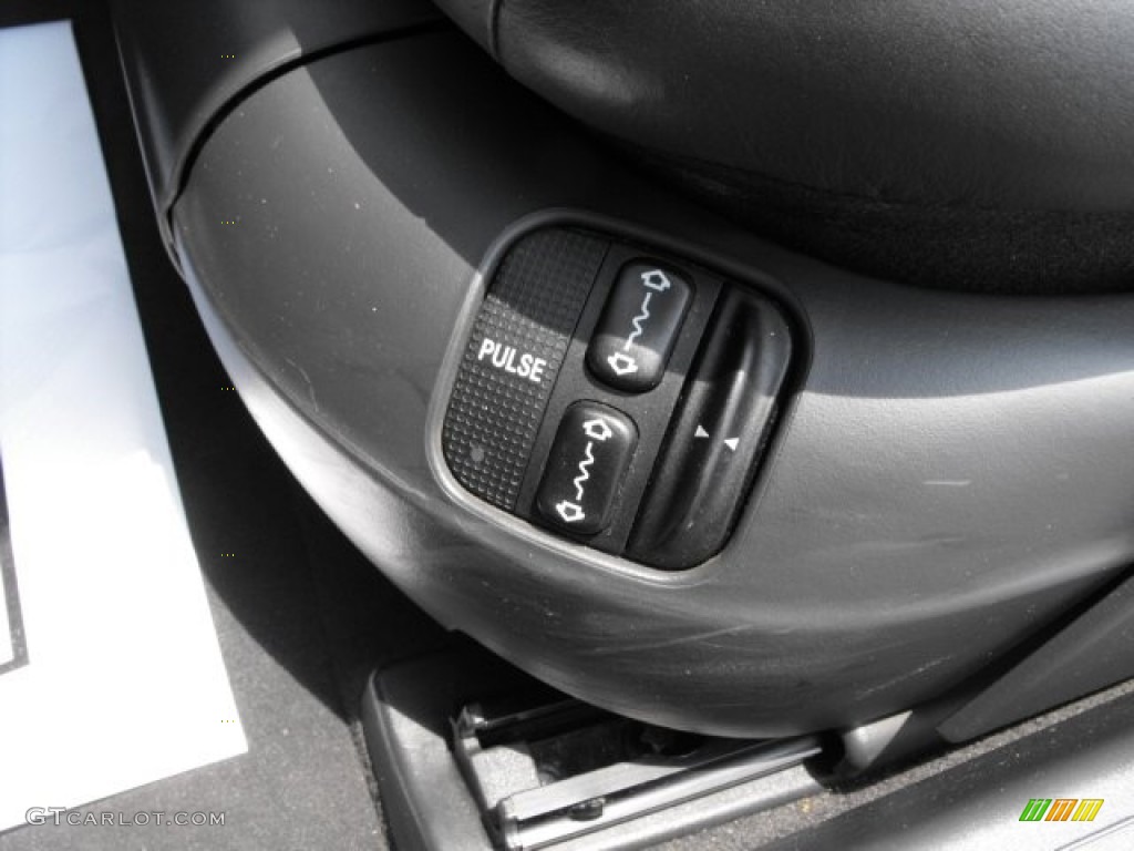 2001 Mercedes-Benz S 600 Sedan Controls Photo #56590101