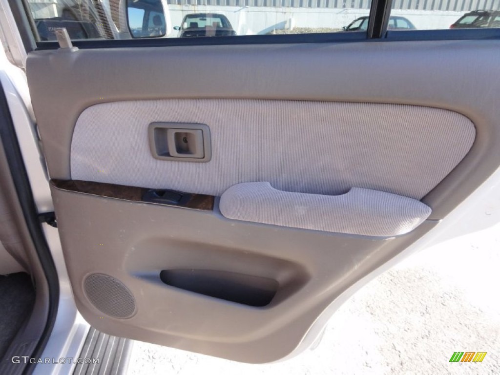 1997 4Runner SR5 4x4 - Beige Pearl Metallic / Oak photo #26