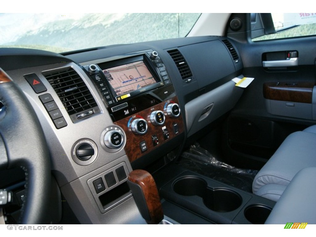 2012 Tundra Platinum CrewMax 4x4 - Super White / Graphite photo #6