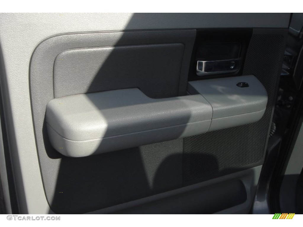 2005 F150 XLT SuperCrew 4x4 - Dark Shadow Grey Metallic / Medium Flint/Dark Flint Grey photo #24
