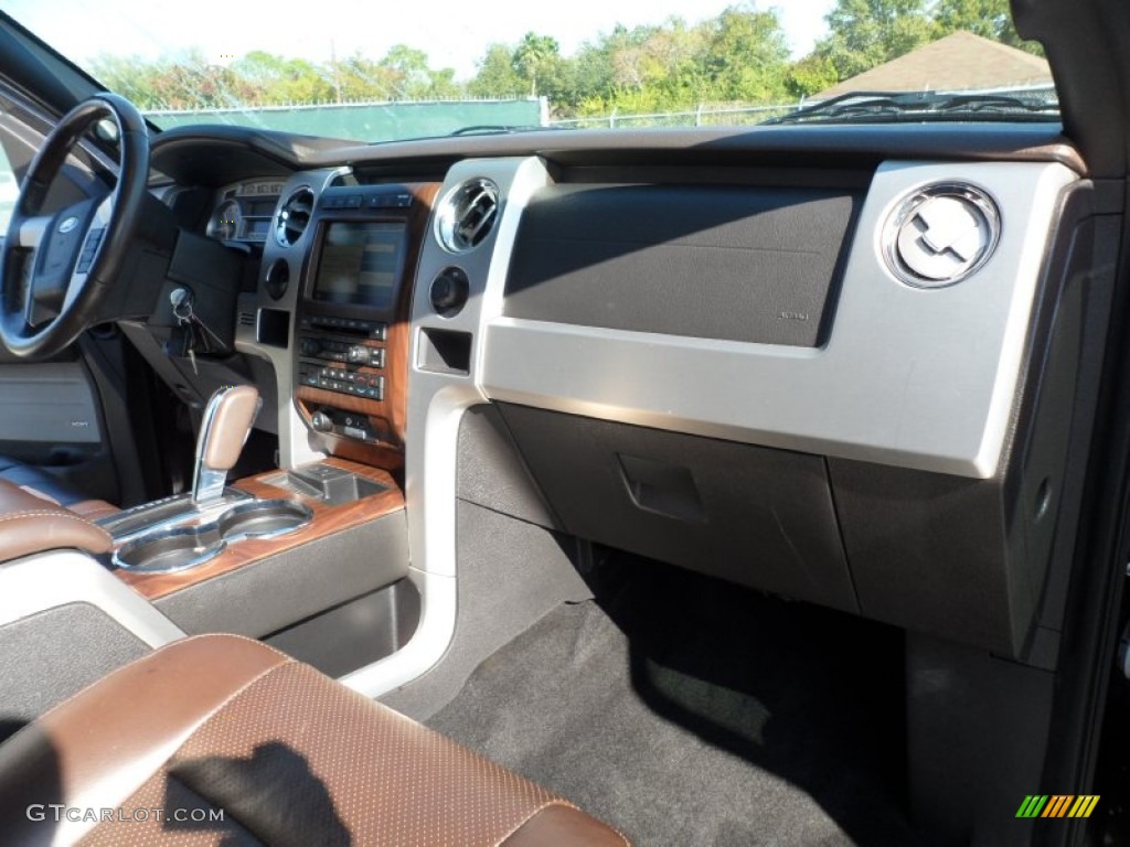 2010 F150 Platinum SuperCrew - Tuxedo Black / Sienna Brown Leather/Black photo #27