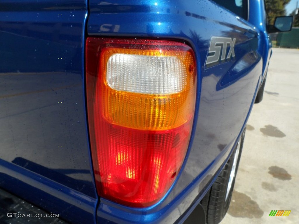 2007 Ranger STX Regular Cab - Vista Blue Metallic / Ebony/Blue photo #19