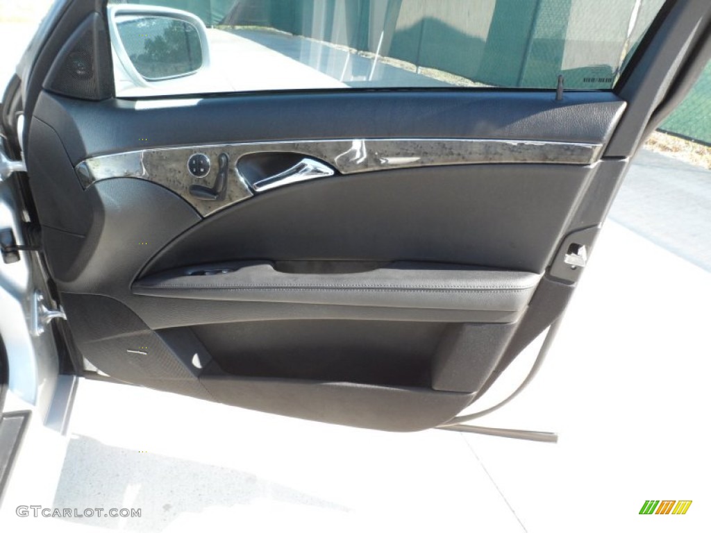 2007 Mercedes-Benz E 350 Sedan Black Door Panel Photo #56601549